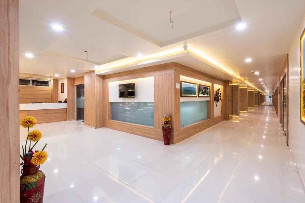 Gallery image